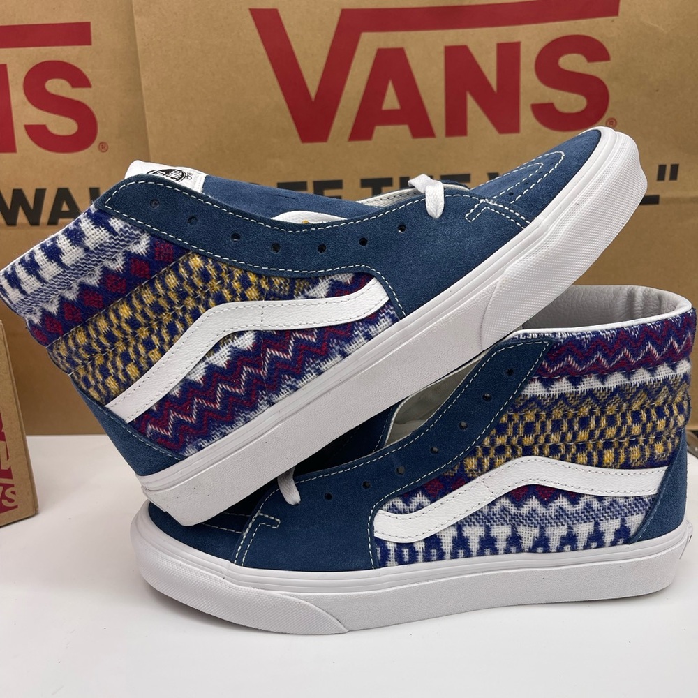 Vans WMNS Sk8-Hi
Fair Isle Biue/Multi Sneakers 
VN0A705NBER